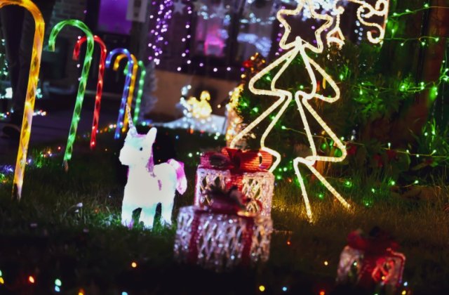 Știai că decorarea casei și grădinii pentru Crăciun are beneficii?