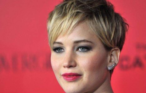 Mai multe vedete au aparut NUD pe internet fara voia lor