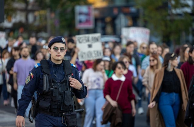 Rom&acirc;nii din Austria vor manifesta &icirc;n fața cancelariei Prim ministrului Karl Nehammer