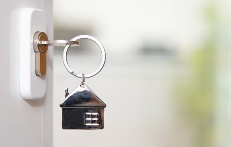 Reguli noi pentru proprietarii care își dau în chirie locuințele, începând din 2023