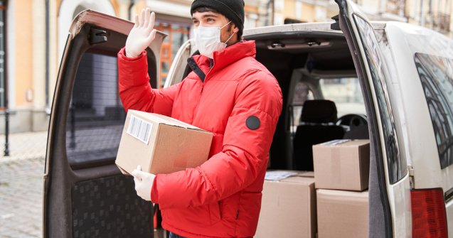 Noi reguli în cazul comenzilor online, din ianuarie 2023. Livrările plătite ramburs, raportate la ANAF