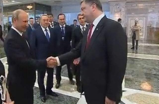 Putin si Porosenko au ajuns la un acord privind un armistitiu in Ucraina