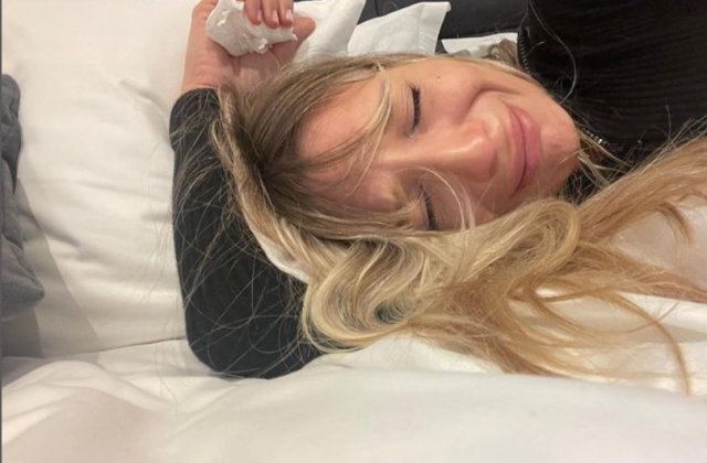 Anul 2022, cel mai greu din viața Anei Baniciu. Artista și-a făcut apariția pl&acirc;ng&acirc;nd &icirc;n mediul online: &bdquo;N-am arătat&rdquo;