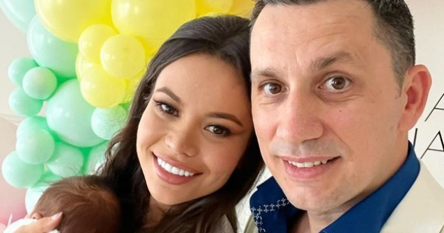 Flick și Denisa Filcea, primul Crăciun alături de fiica lor: „ne pregătim la fel ca anul trecut”