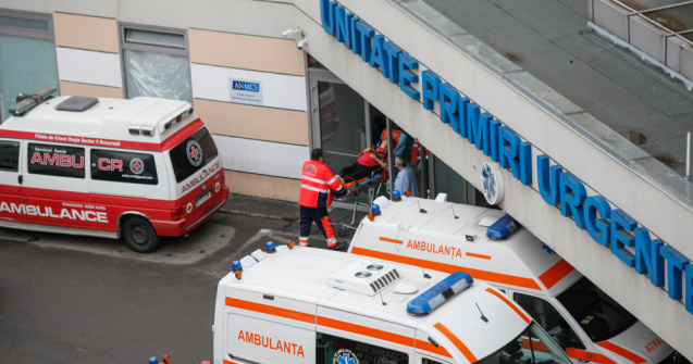 Românii, la Urgențe în prima zi de Crăciun. Viteza, alcoolul și excesele alimentare i-au trimis la spital