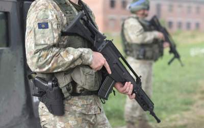 Armata sârbă este în stare de...