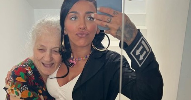 Cum erau sărbătorile de iarnă pentru Ruby în copilărie: „După ce se termina Crăciunul scoteam bradul în fața porții”