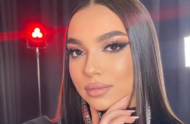 Adriana Simionescu și-a ales nașii de botez: &bdquo;Cine poate să &icirc;l iubească mai mult?&rdquo;