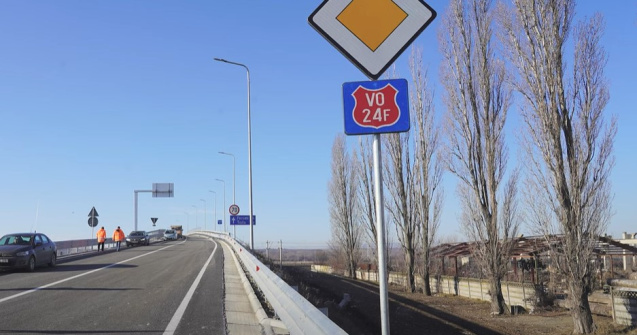 Record românesc: șosea de 7 km terminată în 10 ani