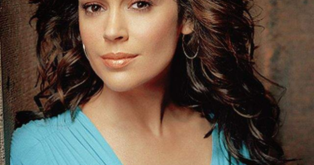 Alyssa Milano a dat nastere unei fetite