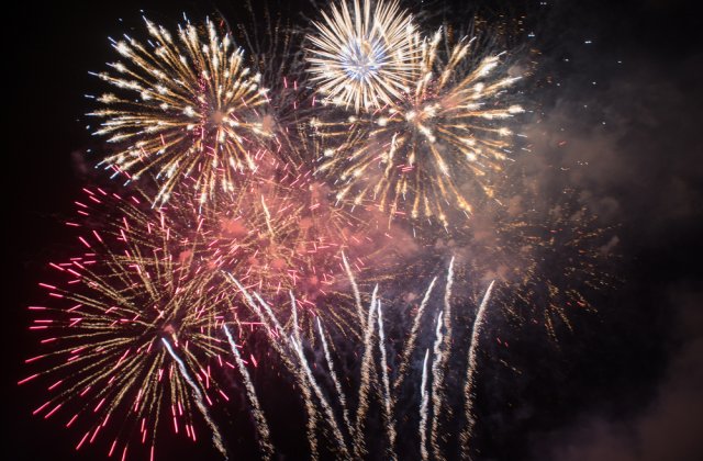 Mai multe persoane au murit sufocate de Revelion &icirc;ncerc&acirc;nd să vadă focul de artificii