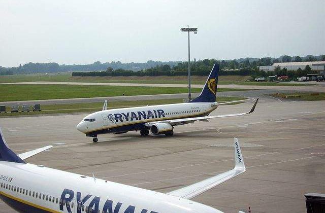 Ryanair plateste 11 mld. dolari pentru 100 de aeronave Boeing