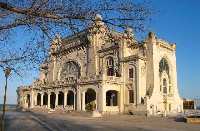 Cazinoul Constanta, reabilitat cu bani de la Guvern? Mazare: Investitia, 10-12 mil. euro