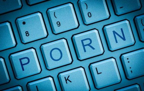 Scandal in Sibiu! Sefa psihologilor scolari administreaza un blog sexual