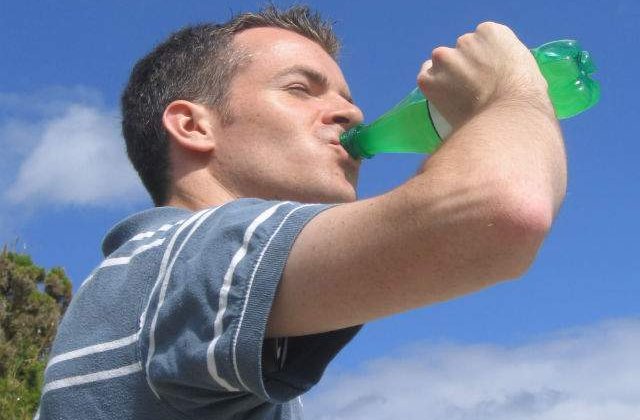 Atentie la ce consumati! Cele mai TOXICE bauturi pentru organism