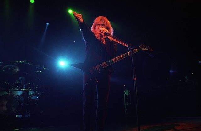 Formatia Megadeth si-a anulat turneul cu Motorhead