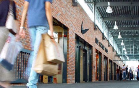  Top  Ce METODE folosesc magazinele pentru a te lasa FARA BANI