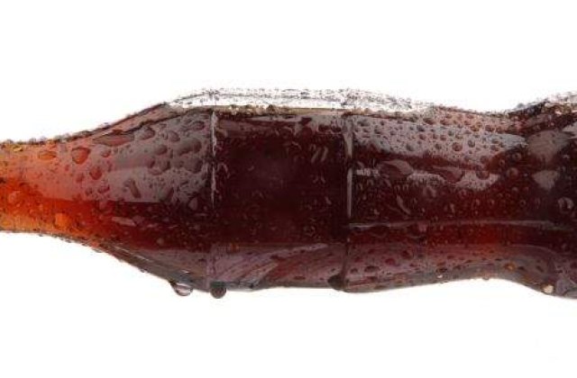 Ce lucruri UIMITOARE poti face cu Coca-Cola in gospodarie