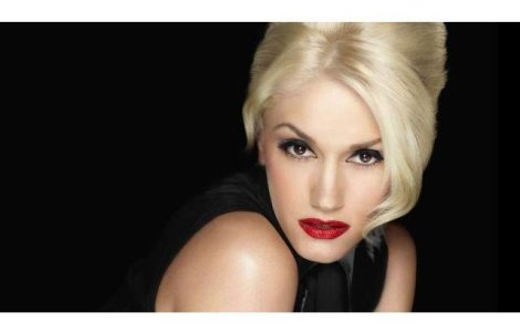 Gwen Stefani lucreaza la doua noi albume