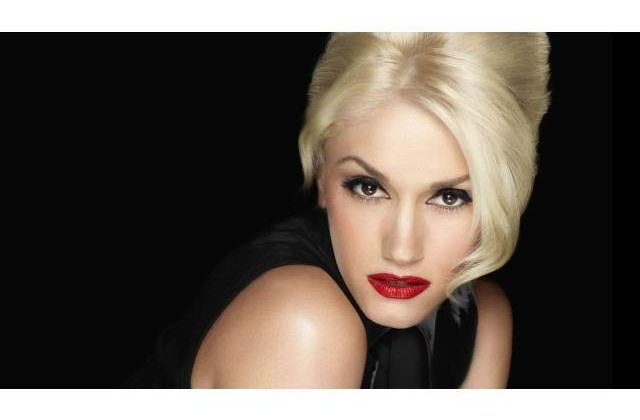 Gwen Stefani lucreaza la doua noi albume
