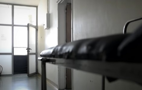 Secția de Pneumologie de la Spitalul Vaslui, închisă în plin val de gripă și viroze. Singurul medic, în concediu de odihnă, întrerupt de unul medical