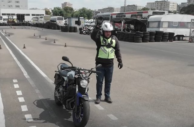 Schimbări la examenul auto pentru scutere și motociclete. Examinatorii au cerut modificarea Codului Rutier