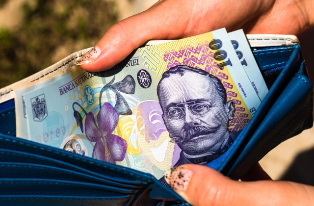 Vechimea &icirc;n muncă, mai scumpă &icirc;n 2023. Rom&acirc;nii din străinătate pot cumpăra chiar și 6 ani