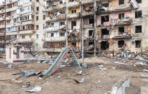 Un elicopter s-a prăbușit lângă o grădiniță din Brovarî