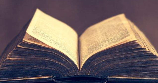 STUDIU: Sunt mai bune persoanele religioase decat cele atee?