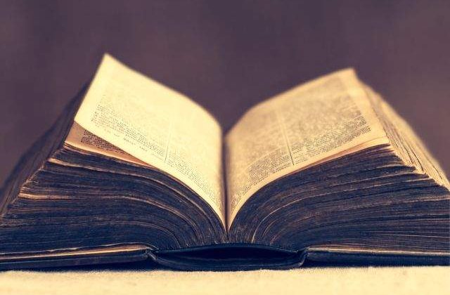 STUDIU CONTROVERSAT: Sunt mai BUNE persoanele religioase decat cele necredincioase?