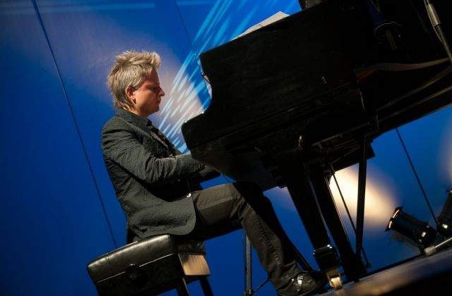 [VIDEO] Cel mai rapid pianist din lume va concerta in Romania