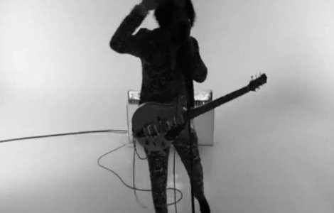  Video  Jack White concerteaza in premiera in Bucuresti