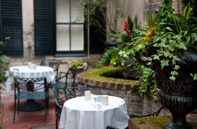 Sigur ti s-a intamplat si tie! Cum isi INSALA restaurantele clientii