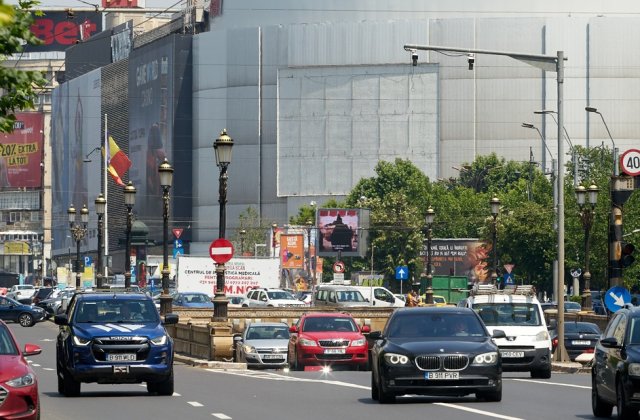 Circulația rutieră din zona Pieței Unirii va fi restricționată din cauza unui pericol de surpare