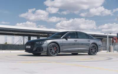 Test drive Audi A8 60 TFSIe -...