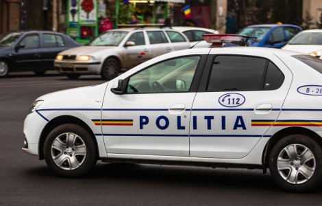 Două fete au fost accidentate în București pe un trotuar de un șofer drogat