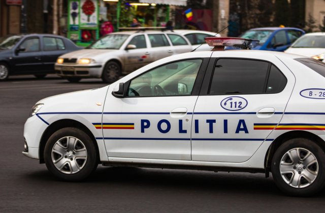 Două fete au fost accidentate &icirc;n București pe un trotuar de un șofer drogat
