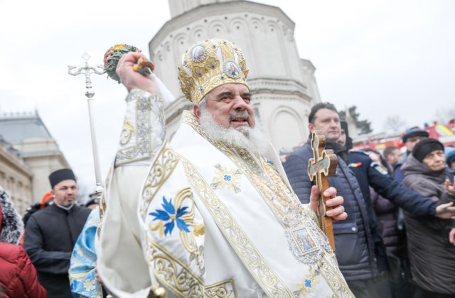 Patriarhul Daniel cere restituirea clădirilor fostei Facultăți de Teologie Ortodoxă și fostului Seminar Teologic din Chișinău