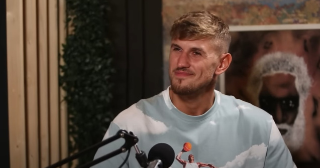 Pe cine susține Alex Delea de la Survivor România 2023. Ce le-a transmis concurenților: „Faza cu spălatul este ultima problemă”