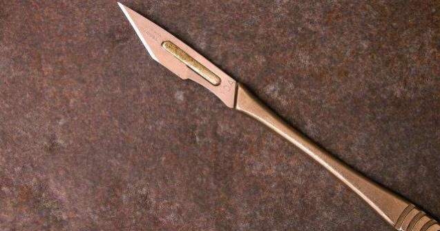 Un pestisor de acvariu, operat cu succes in Australia