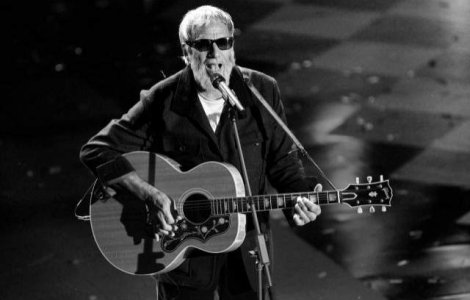 Cat Stevens se intoarce pe scena dupa o pauza de 35 de ani!