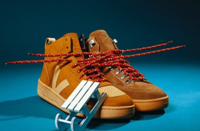 Top 3 modele de &icirc;ncălțăminte, acum la reduceri!