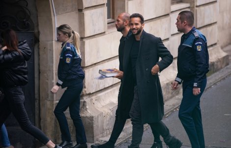 Frații Tate, din nou la sediul DIICOT. Milionarii britanici spun că sunt persecutați „pentru că sunt bogați”