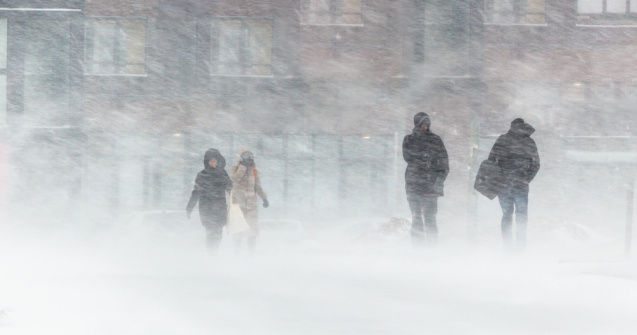 ANM: Alertă de viscol, lapoviță și ninsori în mai multe zone din țară, inclusiv în București. COD GALBEN de vreme severă, până sâmbătă noapte