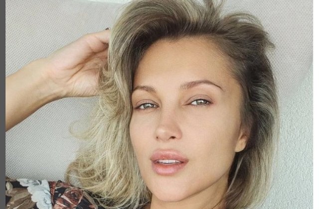 Au trecut trei ani de la moartea mamei Lorei. Mesajul dureros transmis de artistă: &bdquo;&Icirc;mbrățişează-ți părinții pentru mine&rdquo;