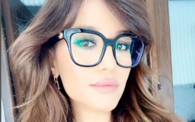 Claudia Pătrășcanu o dă în...