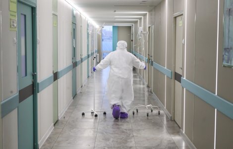 Peste 2.300 de cazuri noi de infectare cu COVID-19 în ultima săptămână