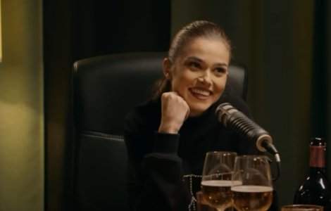 Theo Rose s-a transformat total în timpul sarcinii: „Am telefonul plin de poze cu mine gravidă”