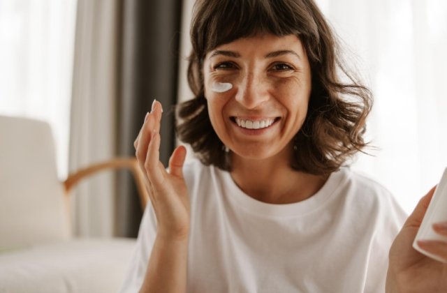 10 modalități prin care poți reduce &icirc;mbătr&acirc;nirea prematură a pielii