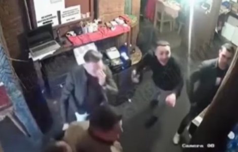 Doi consilieri locali s-au bătut într-un birt din Huși. Președintele PSD Vaslui: „Nu dezbăteau bugetul”